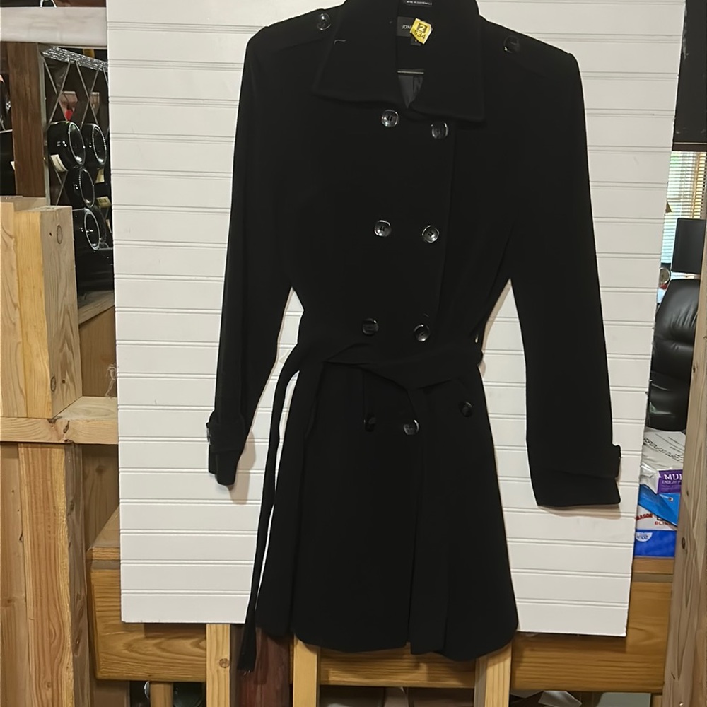 Black wool Jones of New York 3/4 length coat,  size 8